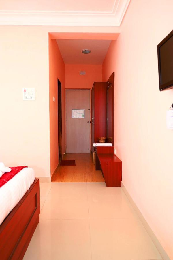 Hotel Manik Moti Lonavala Exterior photo